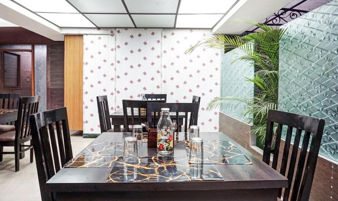 Treebo Trend Silver Crest Lohogaon Exterior foto
